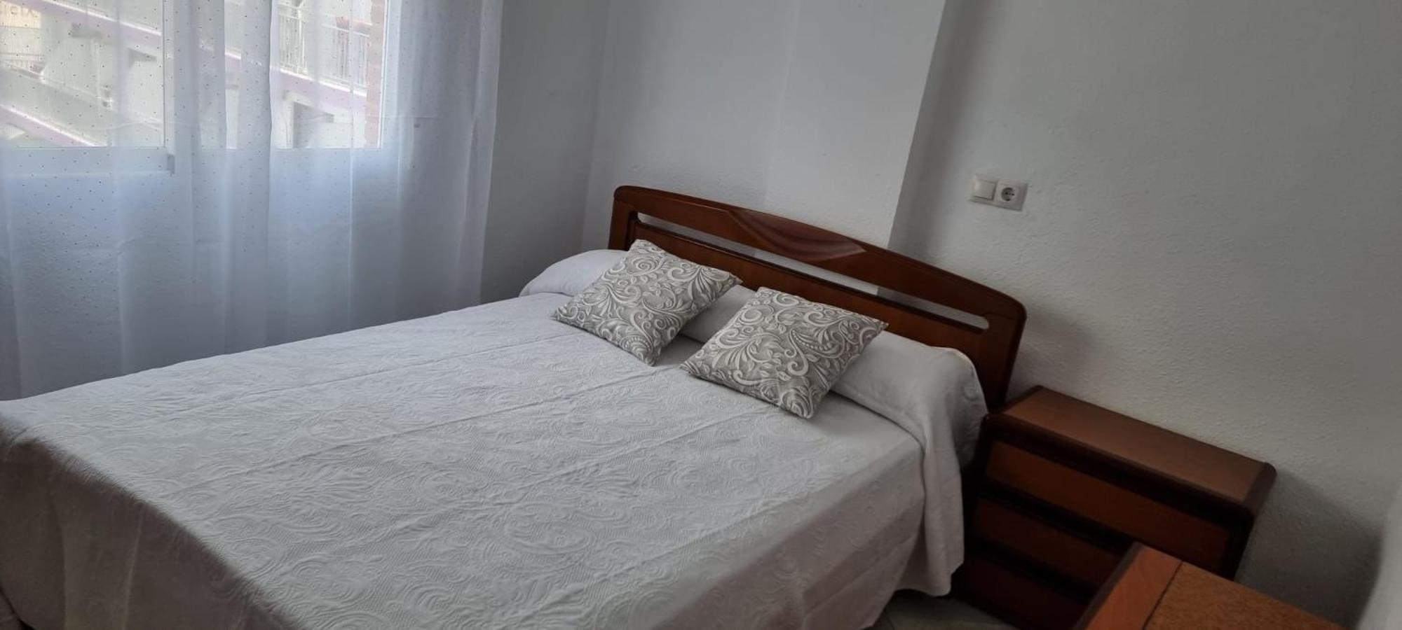 3 Matrimonio A 100 M De La Playa * Benidorm